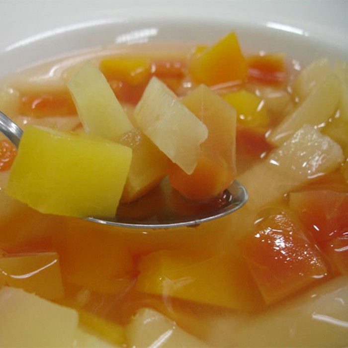 canned fruit cocktail ingredients